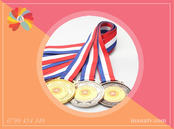 Huy Chương - Huân Chương